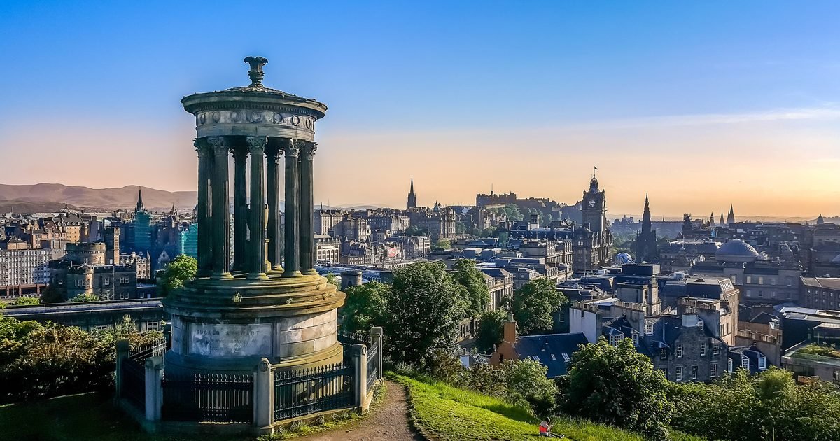 Edinburgh Old Town skyline showing Edinburgh Castle, the spires of the Royal Mile and Arthurs Seat